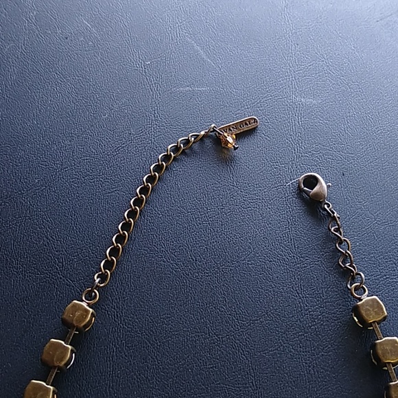 Rectangular/Round SWAROVSKI Crystal NECKLACE - Picture 4 of 4